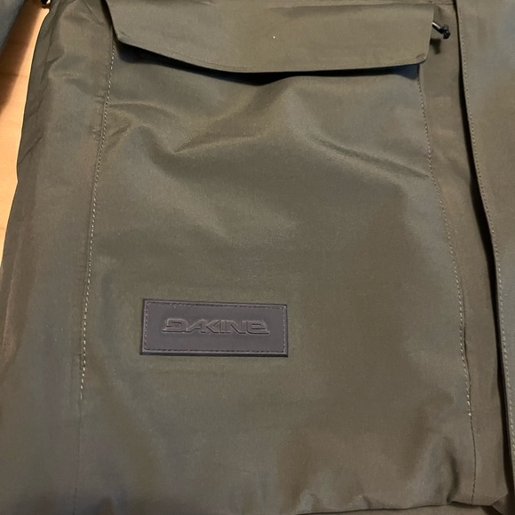 Dakine - Mercer Jacket - Picture 4 of 9